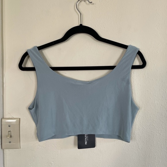 NWOT PrettyLittleThing Mint Blue Crop Top - Picture 3 of 4